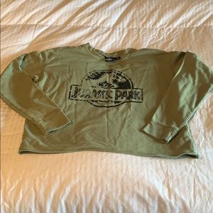Cropped Jurassic Park shirt